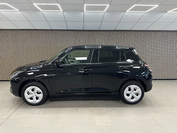 Suzuki Swift 3 of 13
