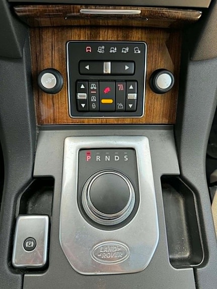 Land Rover Discovery 4 17 of 21
