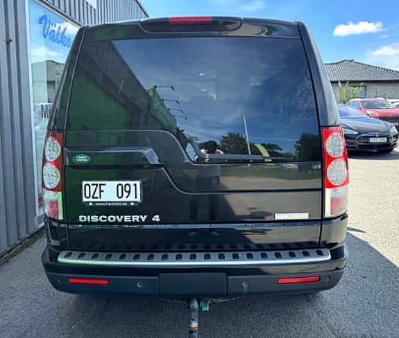 Land Rover Discovery 4 9 of 21