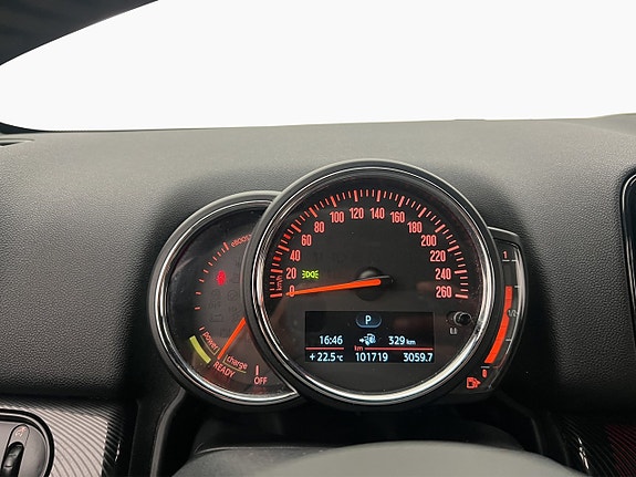 MINI Countryman C 14 of 26