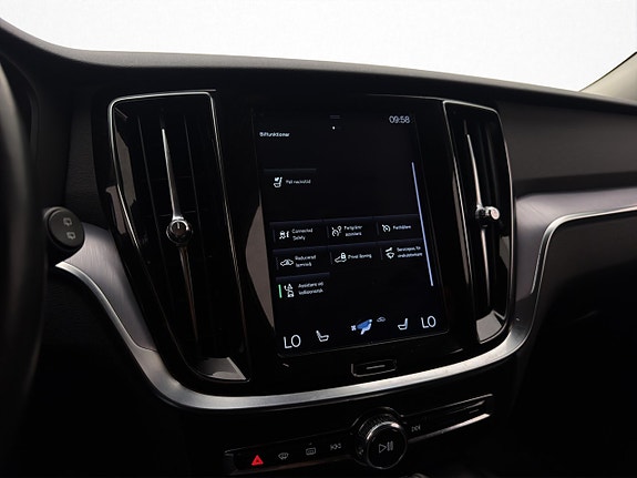 Volvo V60 22 of 30