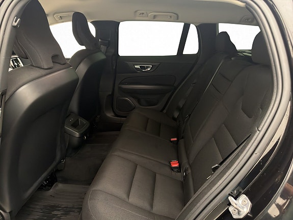 Volvo V60 25 of 30