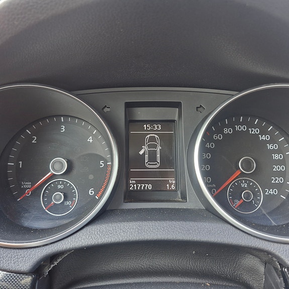 Volkswagen Golf VI 5 of 5