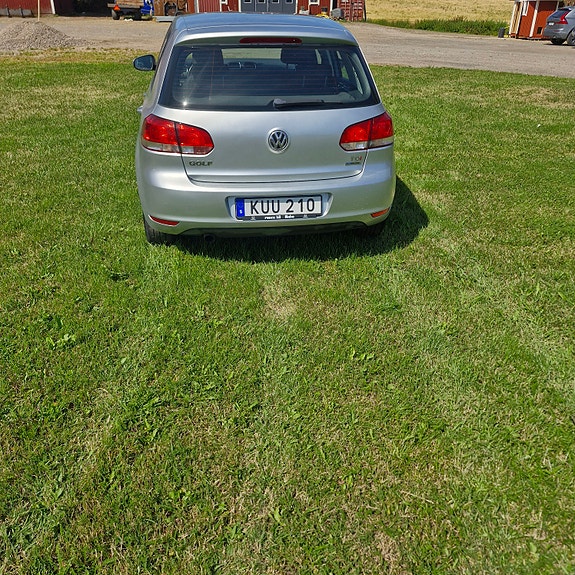 Volkswagen Golf VI 3 of 5
