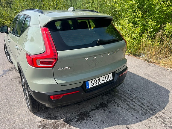 Volvo EX40 5 of 7