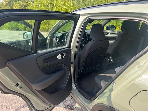 Volvo EX40 7 of 7