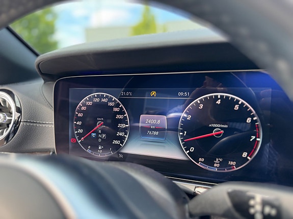 Mercedes-Benz E450 12 of 18