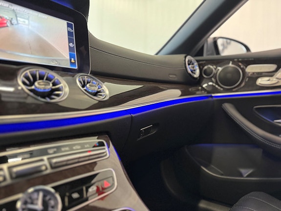 Mercedes-Benz E450 18 of 18