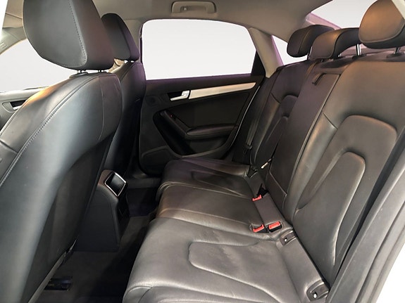 Audi A4 14 of 26