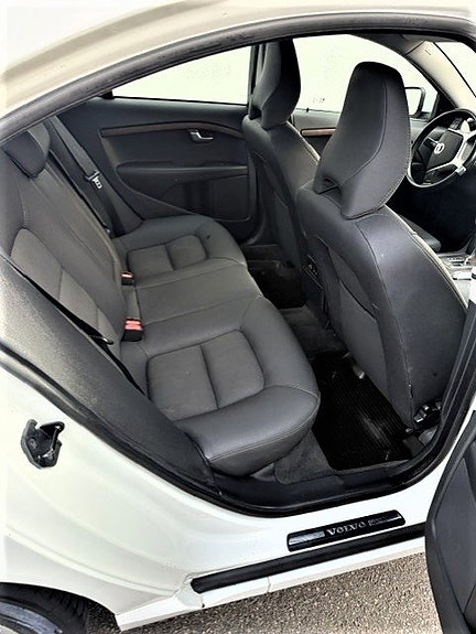 Volvo S80 13 of 14