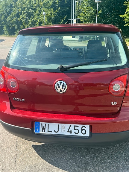 Volkswagen Golf V 4 of 8