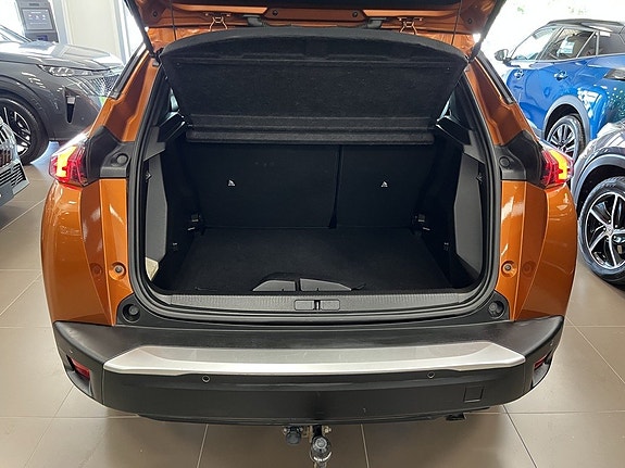 Peugeot 2008 6 of 18