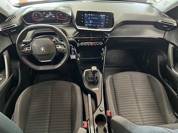 Peugeot 2008 11 of 18