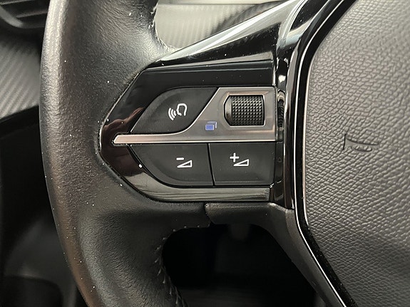 Peugeot 2008 17 of 18