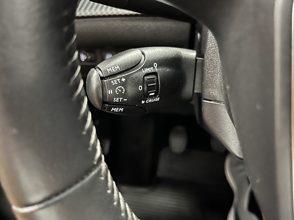 Peugeot 2008 16 of 18