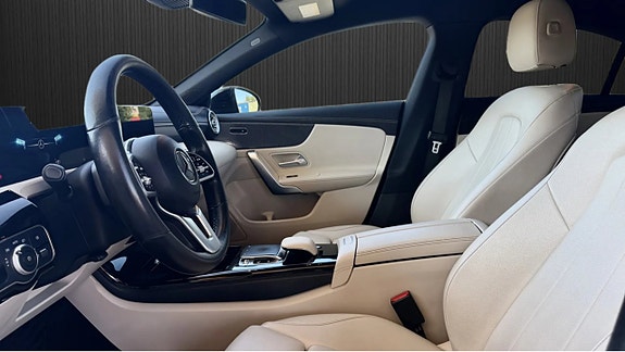 Mercedes-Benz CLA200 d 6 of 12