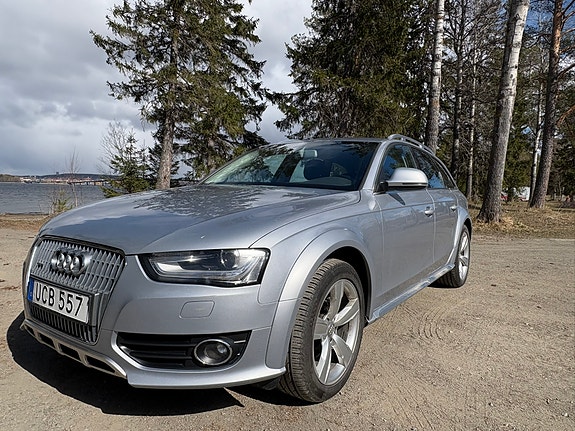 Audi A4 allroad 2 of 8