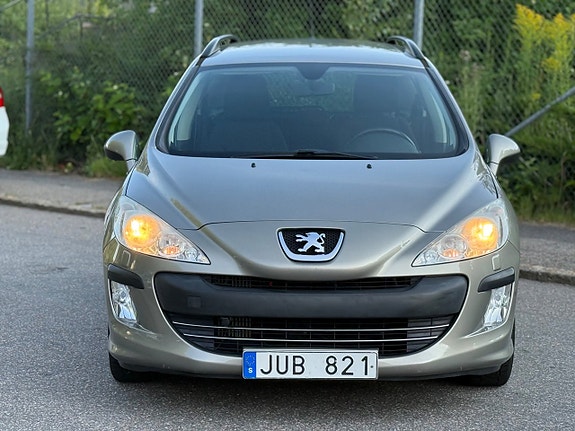 Peugeot 308 SW 4 of 21