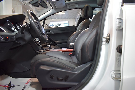 Peugeot 508 RXH 8 of 23