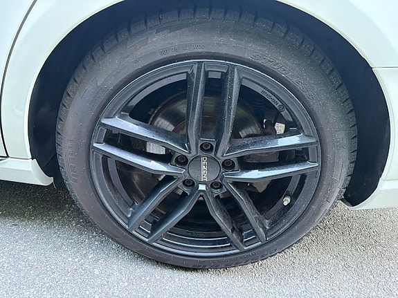 Mercedes-Benz E220 d 22 of 26