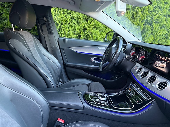 Mercedes-Benz E220 d 13 of 26