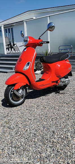 Vespa LX 125 4 of 4