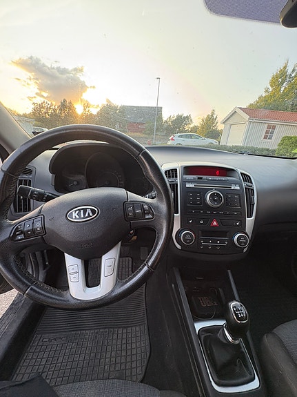 Kia Ceed 7 of 7