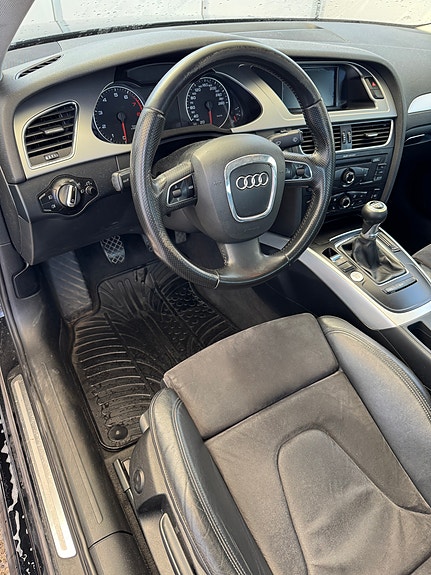 Audi A4 12 of 28