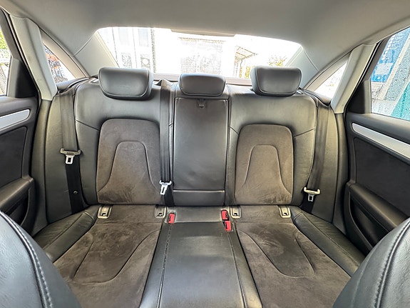 Audi A4 10 of 28
