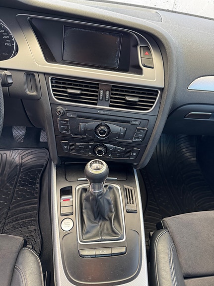 Audi A4 6 of 28