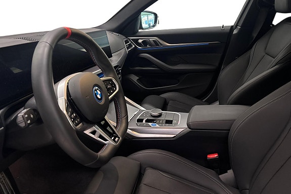 BMW i4 12 of 18