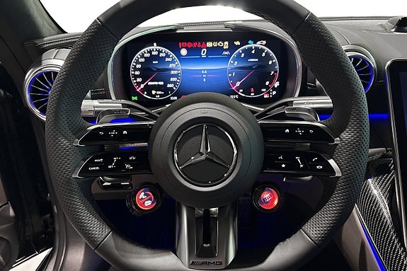 Mercedes-Benz AMG GT 63 14 of 22