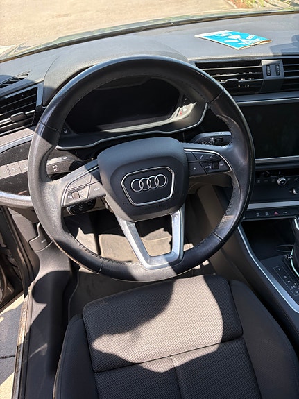 Audi Q3 5 of 6