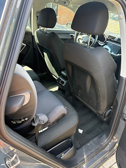 Audi Q3 4 of 6