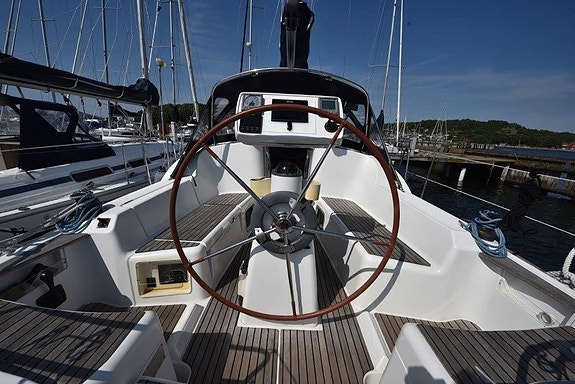 Jeanneau Sun Odyssey 36i 8 of 22