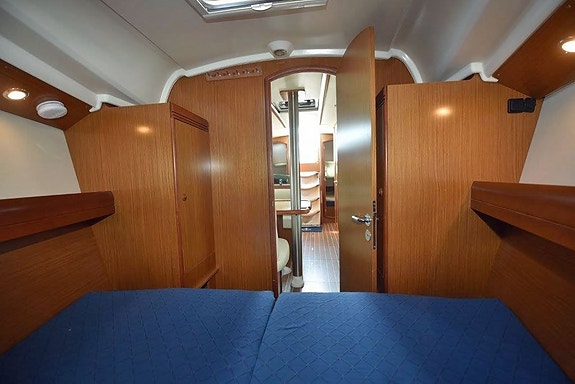 Jeanneau Sun Odyssey 36i 20 of 22