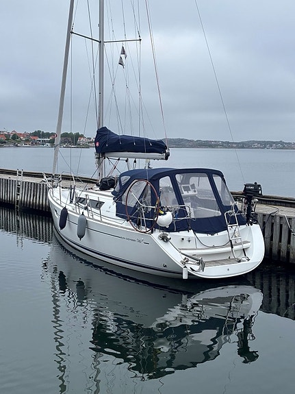 Jeanneau Sun Odyssey 36i 4 of 5