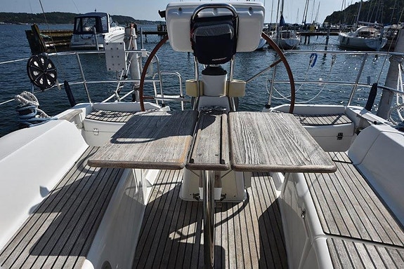 Jeanneau Sun Odyssey 36i 10 of 22