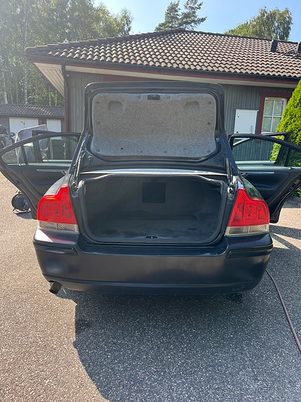 Volvo S60 5 of 15