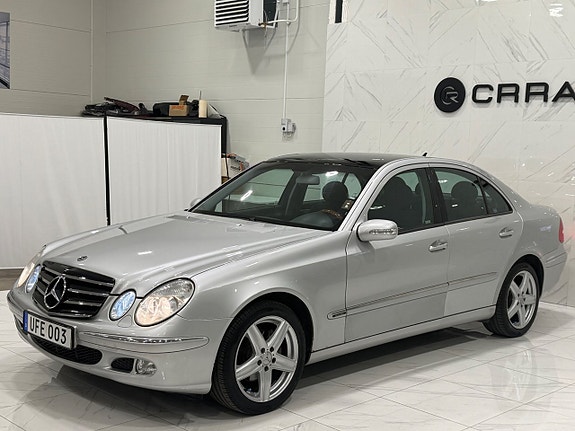 Mercedes-Benz E240 4 of 15