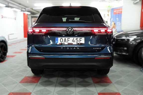 Volkswagen Tiguan 10 of 30