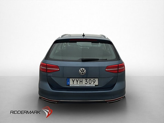 Volkswagen Passat 6 of 30