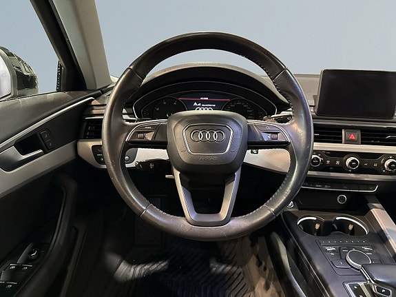Audi A4 9 of 20