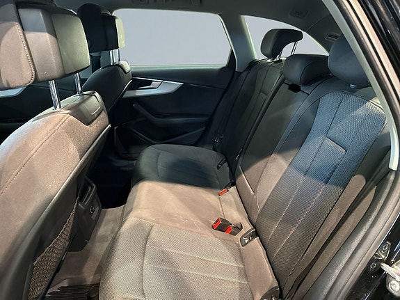 Audi A4 13 of 20