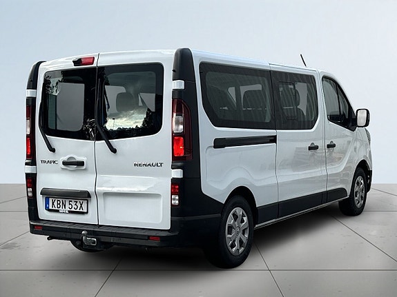 Renault Trafic 6 of 18