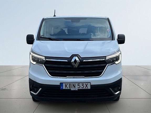 Renault Trafic 2 of 18