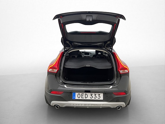 Volvo V40 Cross Country 27 of 30