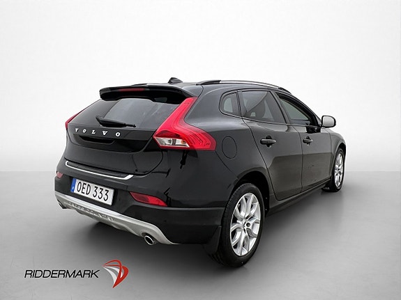 Volvo V40 Cross Country 8 of 30