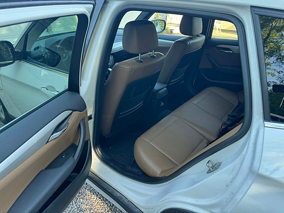 BMW X1 6 of 8