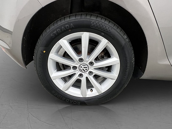 Volkswagen Golf I 25 of 27